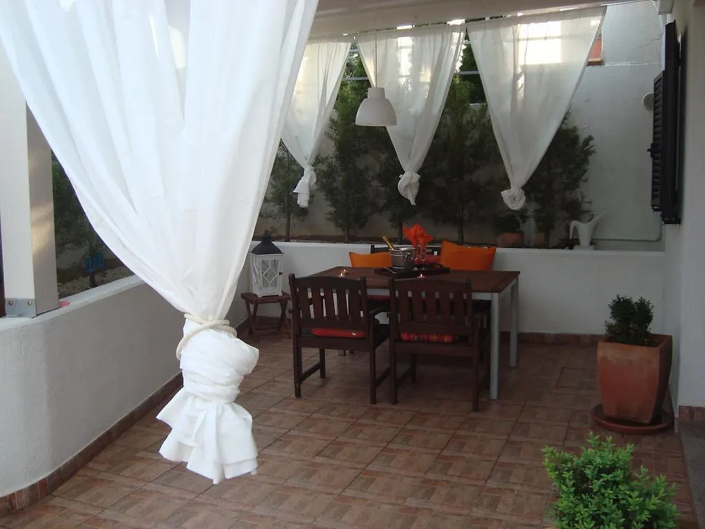 Apartment Villa Holiday II Pula 0*,